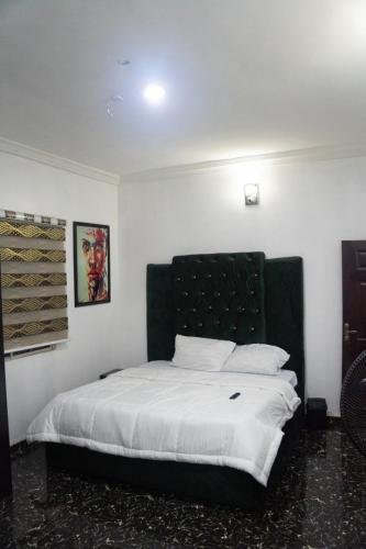 photo-2025-06-09-23-33-24