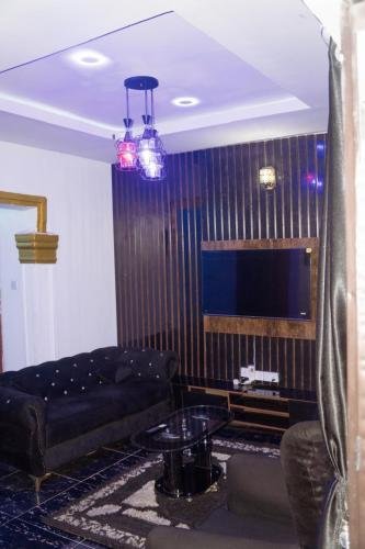 photo-2025-06-10-04-20-14